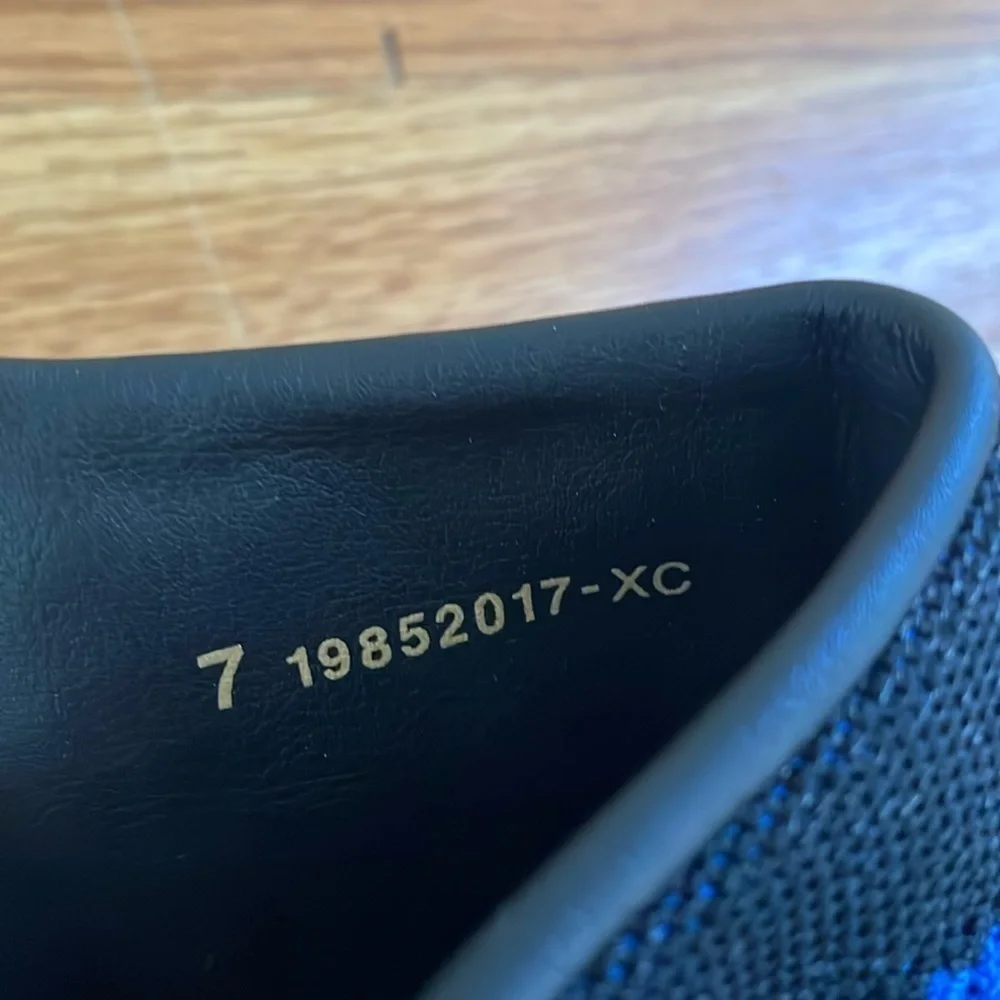 Nike 919702-006 Air Jordan 1 Retro High Flyknit Royal Black Youth 7Y Sneaker